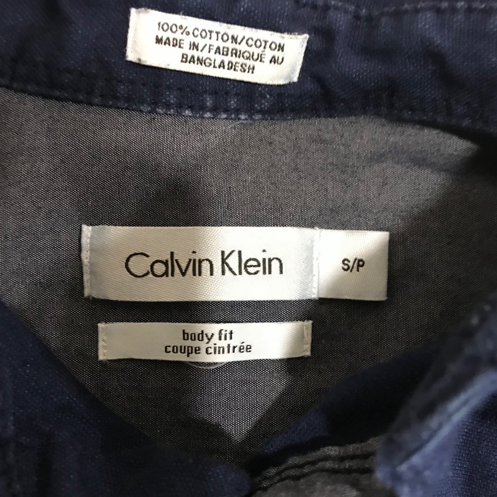 Calvin Klein Medium & small men’s dress shirts